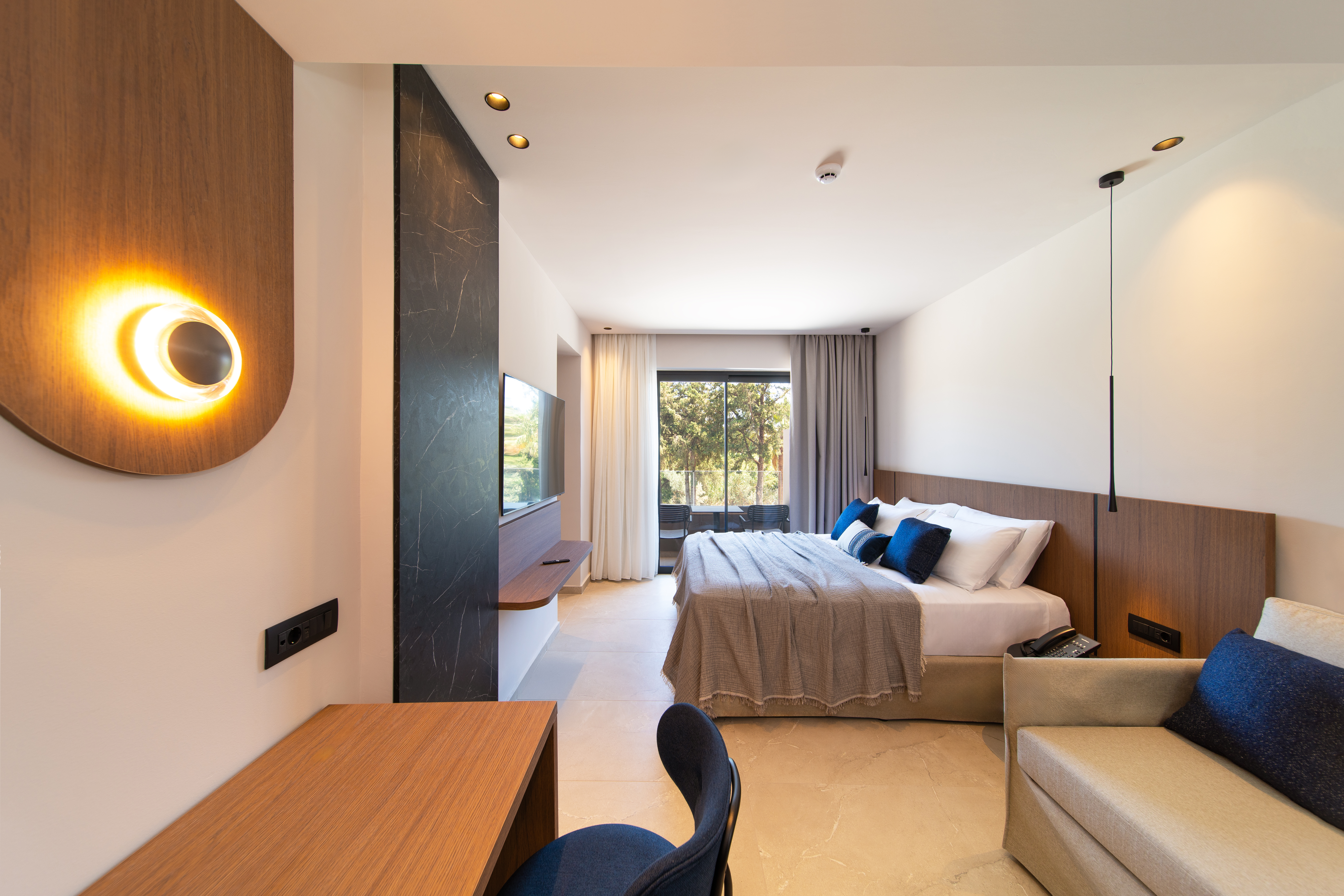 Junior Suite - Bedroom